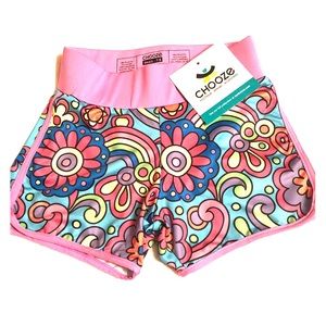 Girls paisley athletic shorts
